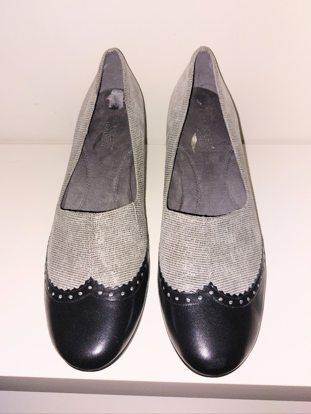 Aerosoles cushioned padded 2.5 inch block-heel leather gray black pumps US10